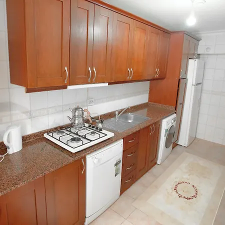 Appartement Large In A Quiet Area Istanboel
